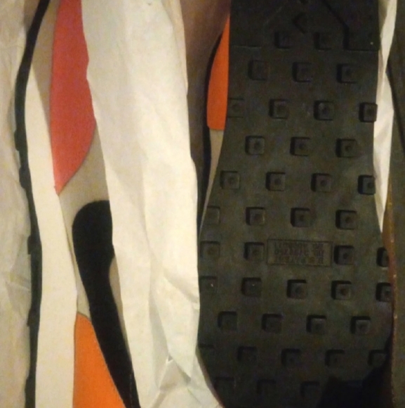 Nike Daybreak BRAND NEW NEVER WORN IN ORIGINAL BOX SIZE 8.5 - Picture 2 of 4